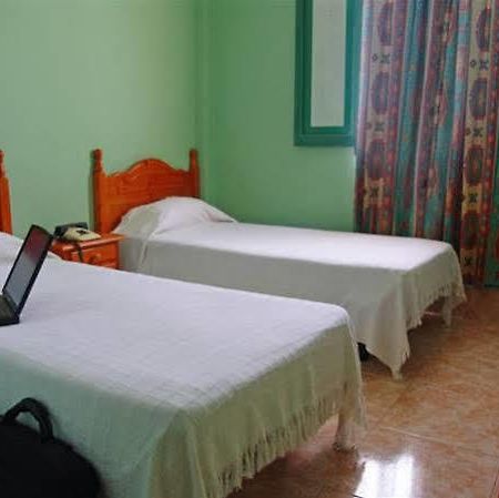 Pension Cardona Arrecife  Esterno foto
